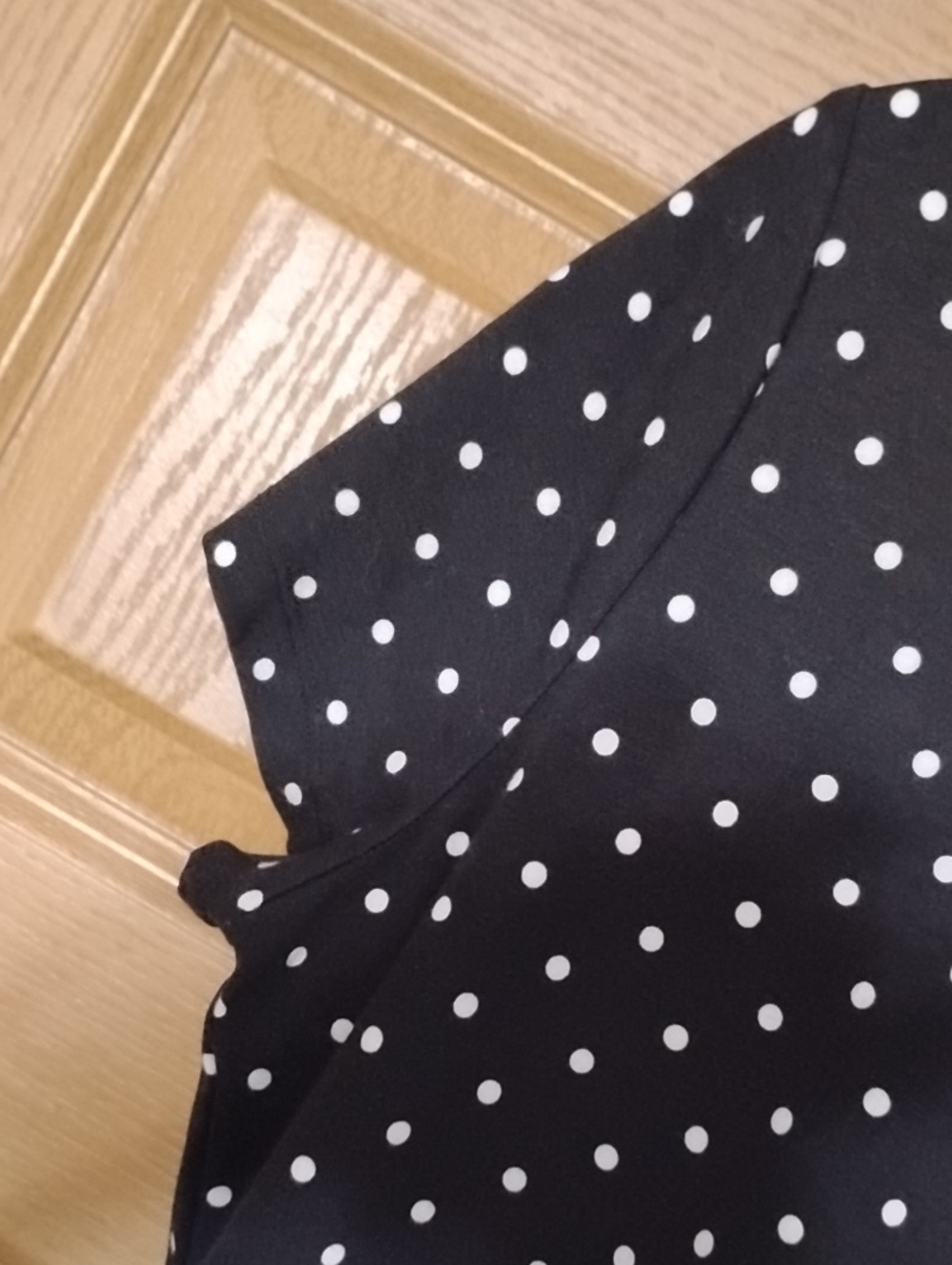 Isaac Mizrahi Black & White Polka Dot Drop Peplum Top Medium - Picture 6 of 9